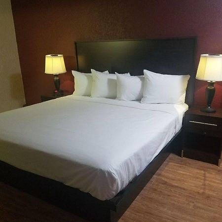 Motel 6 San Antonio Tx I 35 North Corridor Extérieur photo